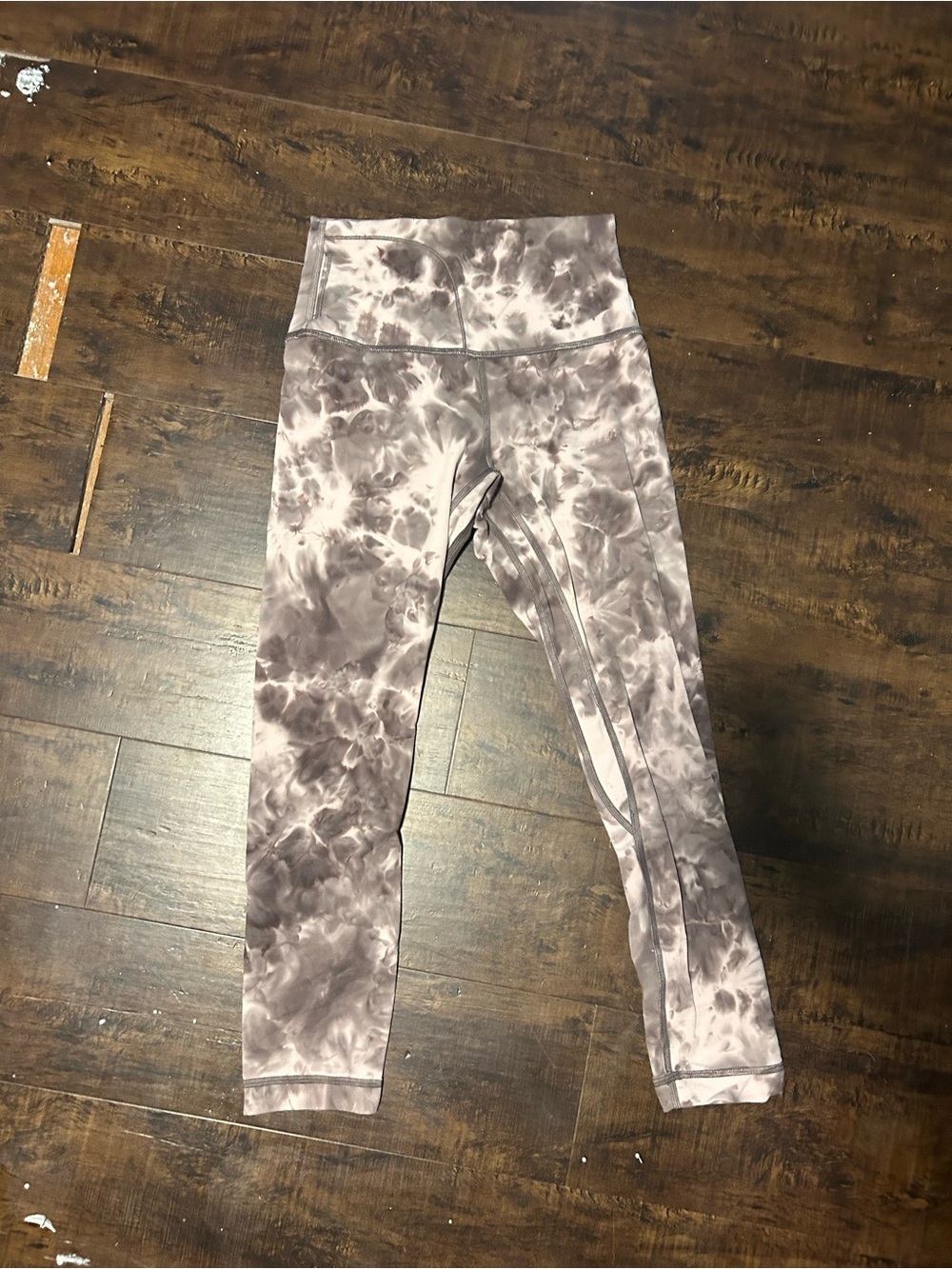 Lululemon tie dye leggings